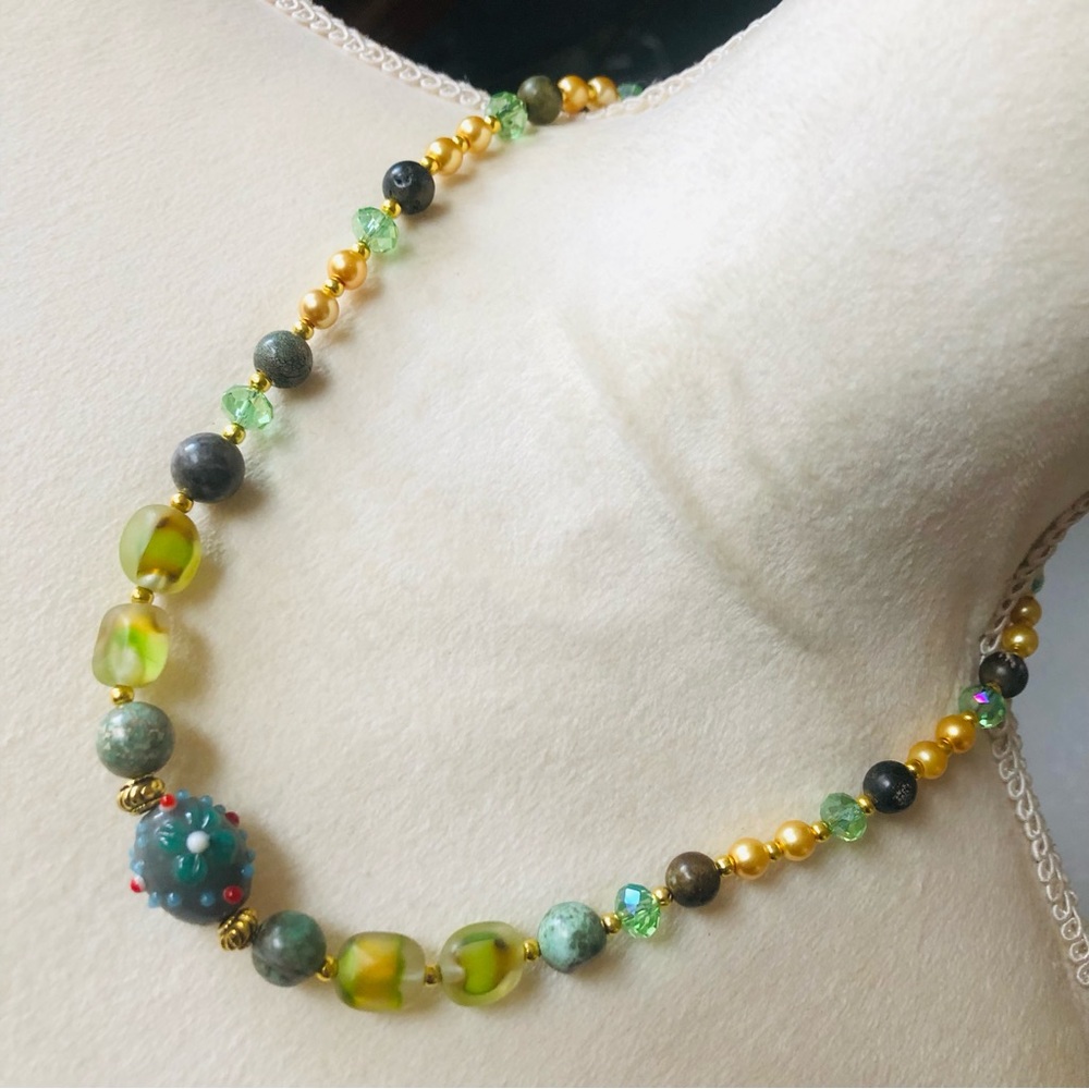 Handcrafted vintage glass lamplight natural stone bead necklace
